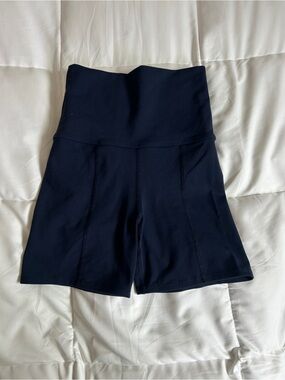 Live the process High-Waist Navy blue shorts